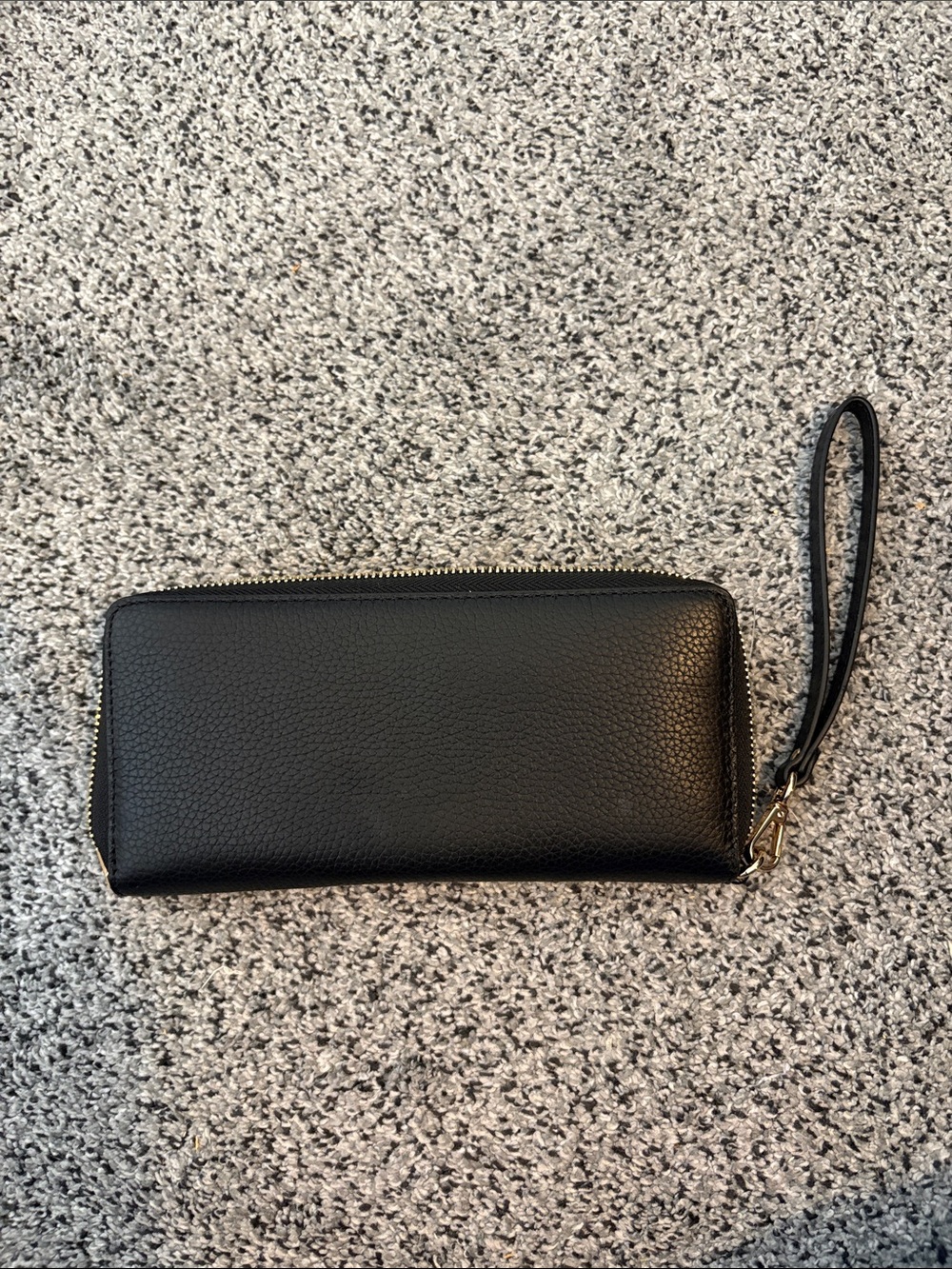 NWT. Michael Kors Hand Wristlets Bag - Picture 4 of 5